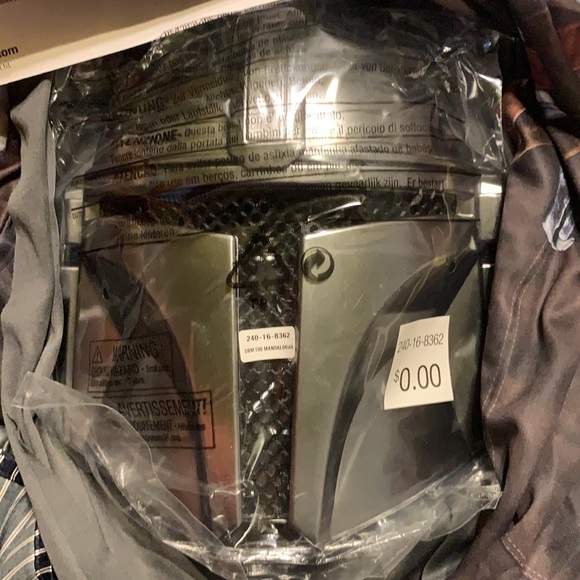 Star Wars The Mandalorian Child Halloween Costume - Picture 3 of 4
